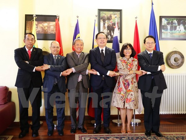 Vietnam cumple su mandato de presidente del Comité de ASEAN en Italia ảnh 1 Vietnam cumple su mandato de presidente del Comité de ASEAN en Italia ảnh 1