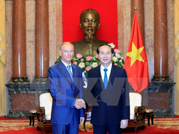 Vietnam aprecia lazos en defensa con Rusia, afirma presidente ảnh 1 Vietnam aprecia lazos en defensa con Rusia, afirma presidente ảnh 1