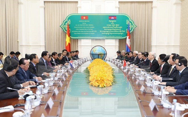 Visita del máximo dirigente partidista traza un nuevo rumbo para lazos Vietnam-Camboya ảnh 1 Visita del máximo dirigente partidista traza un nuevo rumbo para lazos Vietnam-Camboya ảnh 1