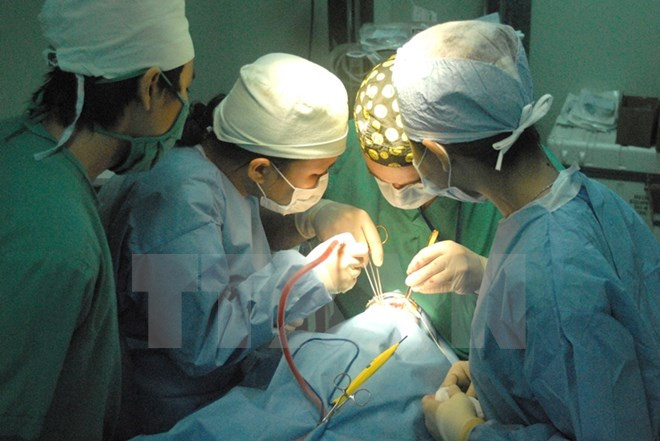 Realizan operaciones quirúrgicas gratuitas para niños con defectos faciales ảnh 1 Realizan operaciones quirúrgicas gratuitas para niños con defectos faciales ảnh 1