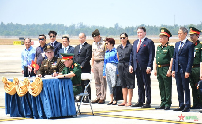 Entregan restos de soldados estadounidenses desaparecidos durante la guerra en Vietnam ảnh 1 Entregan restos de soldados estadounidenses desaparecidos durante la guerra en Vietnam ảnh 1