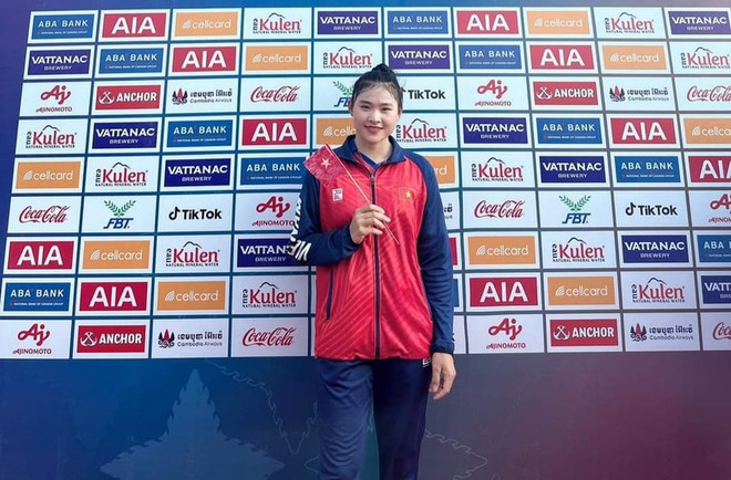 Deportista vietnamita gana oro en torneo asiático de piragüismo ảnh 1 Deportista vietnamita gana oro en torneo asiático de piragüismo ảnh 1