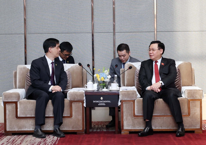 Presidente del Legislativo vietnamita recibe a líderes de corporaciones chinas ảnh 3 Presidente del Legislativo vietnamita recibe a líderes de corporaciones chinas ảnh 3