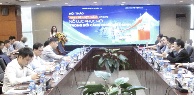 Expertos: Vietnam debe aprovechar oportunidades para superar dificultades ảnh 1