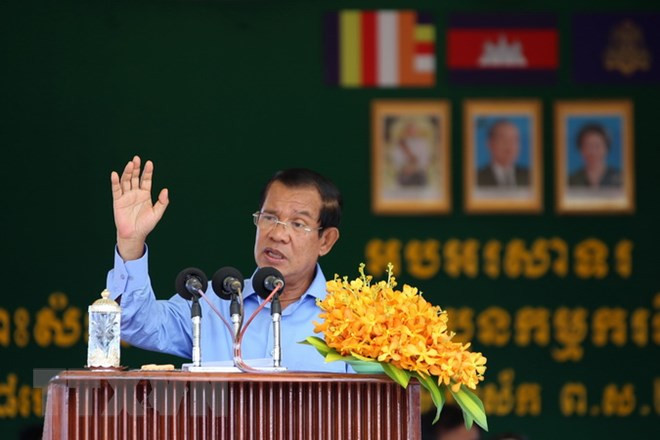 Premier de Camboya se reúne con líderes de partidos políticos después de ganar elecciones ảnh 1 Premier de Camboya se reúne con líderes de partidos políticos después de ganar elecciones ảnh 1