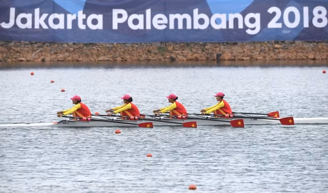 Equipo de remo gana otra medalla a Vietnam en Juegos Asiáticos ảnh 1