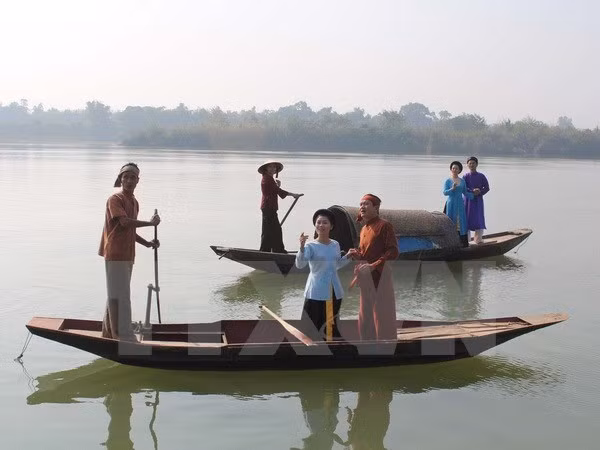 Inauguran festival de canto folclórico Vi Giam en provincia vietnamita ảnh 1