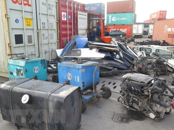 Vietnam inspecciona la importación de residuos como materiales de producción ảnh 1