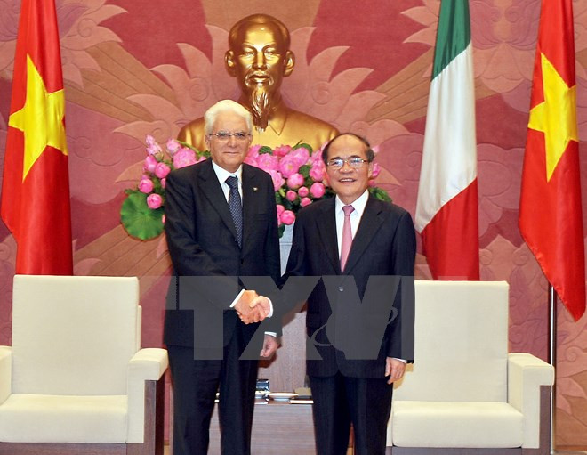Líder parlamentario vietnamita se reúne con presidente italiano ảnh 1 Líder parlamentario vietnamita se reúne con presidente italiano ảnh 1