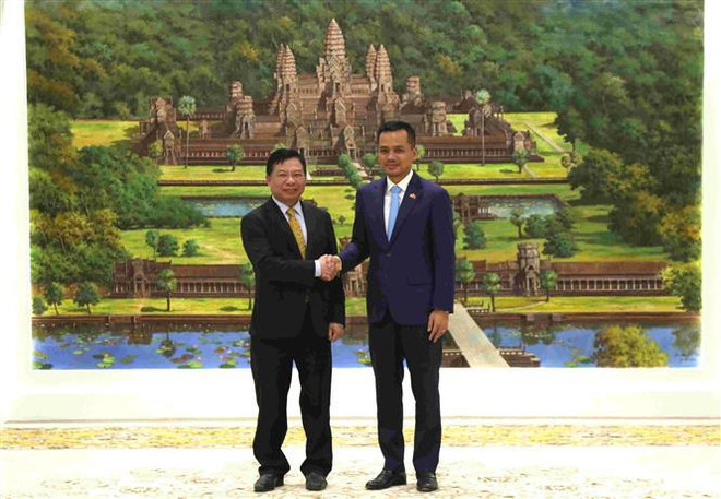 Vietnam y Camboya prometen facilitar comercio transfronterizo ảnh 1 Vietnam y Camboya prometen facilitar comercio transfronterizo ảnh 1