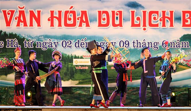 Inauguran Semana de Cultura y Turismo de Bac Ha 2018 ảnh 1 Inauguran Semana de Cultura y Turismo de Bac Ha 2018 ảnh 1