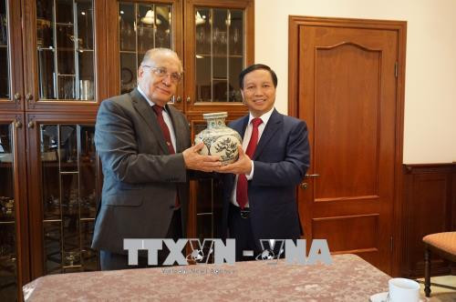 Universidad rusa aspira a impulsar cooperación con centros educativos vietnamitas ảnh 1 Universidad rusa aspira a impulsar cooperación con centros educativos vietnamitas ảnh 1
