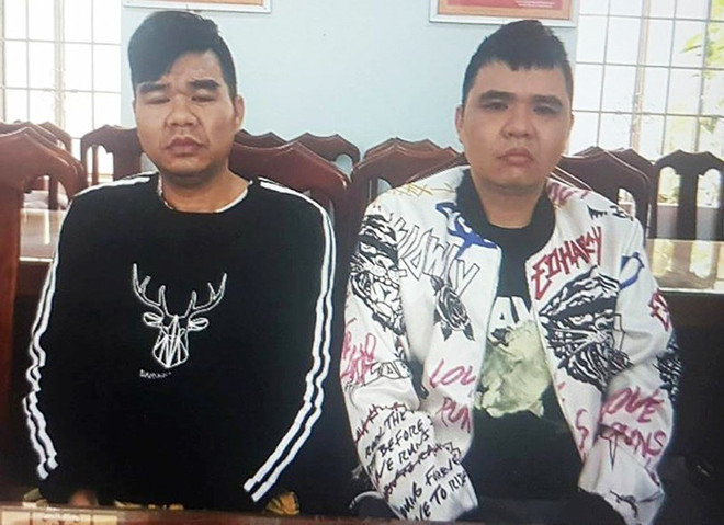 Policía vietnamita entrega a China criminales buscados internacionalmente ảnh 1 Policía vietnamita entrega a China criminales buscados internacionalmente ảnh 1