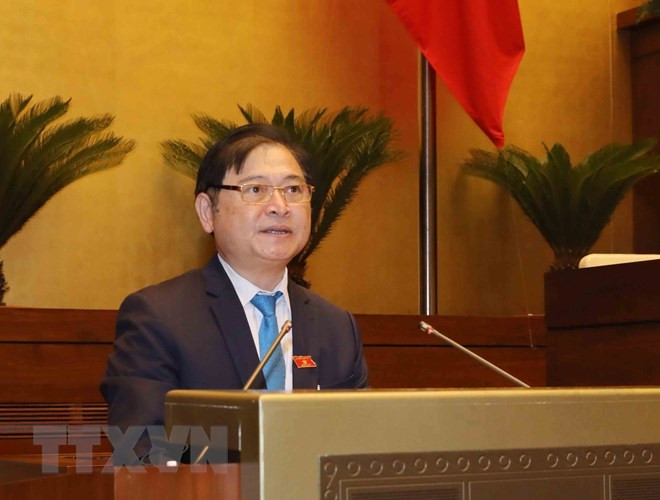Parlamento vietnamita continúa quinto período de sesiones con revisión de leyes ảnh 1 Parlamento vietnamita continúa quinto período de sesiones con revisión de leyes ảnh 1