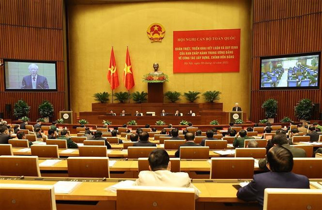 Instan a fortalecer construcción del Partido y el sistema político en Vietnam ảnh 2