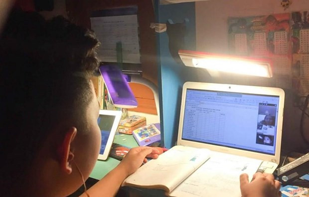 Recomiendan prestar mayor atención a la salud mental de estudiantes durante el aprendizaje en línea ảnh 1 Recomiendan prestar mayor atención a la salud mental de estudiantes durante el aprendizaje en línea ảnh 1