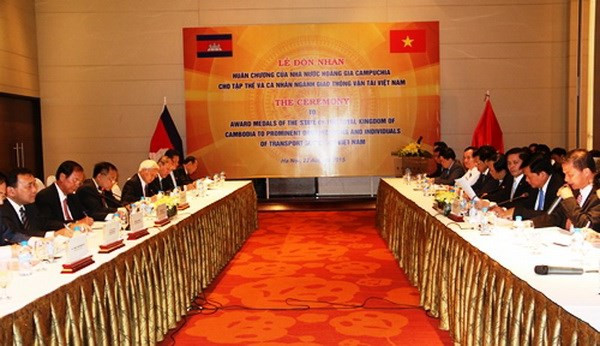 Vietnam y Cambodia facilitan transporte transfronterizo ảnh 1  Vietnam y Cambodia facilitan transporte transfronterizo ảnh 1
