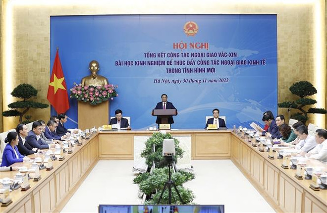 Primer ministro de Vietnam preside conferencia de balance de diplomacia de vacunas ảnh 1 Primer ministro de Vietnam preside conferencia de balance de diplomacia de vacunas ảnh 1