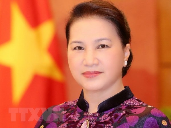 Presidenta del Parlamento vietnamita viaja a Camboya para asistir a APPF – 27 ảnh 1 Presidenta del Parlamento vietnamita viaja a Camboya para asistir a APPF – 27 ảnh 1