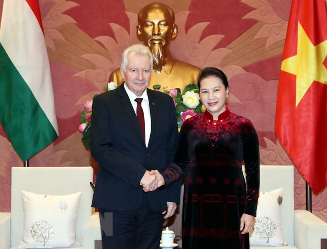Recaba Vietnam apoyo de Hungría a ratificación de TLC con Unión Europea ảnh 1 Recaba Vietnam apoyo de Hungría a ratificación de TLC con Unión Europea ảnh 1