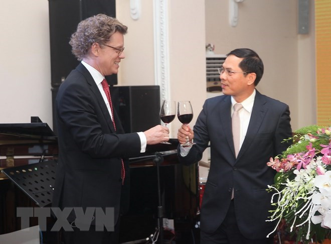Conmemoran Vietnam y Suecia 50 aniversario de relaciones diplomáticas ảnh 1 Conmemoran Vietnam y Suecia 50 aniversario de relaciones diplomáticas ảnh 1