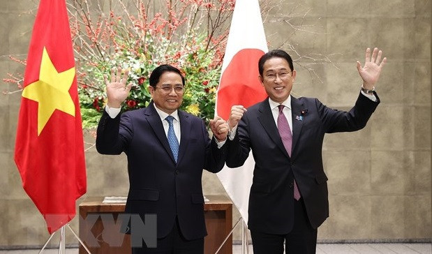 Visita del primer ministro vietnamita a Japón deja una gran impronta en nexos bilaterales ảnh 1 Visita del primer ministro vietnamita a Japón deja una gran impronta en nexos bilaterales ảnh 1