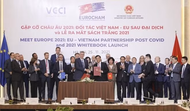 Promueven cooperación entre localidades vietnamitas y empresas europeas en etapa pos-COVID-19 ảnh 1
