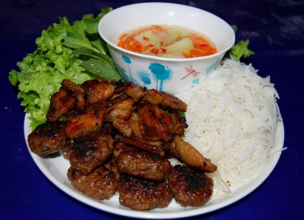 Bun cha, quintaesencia de la cocina callejera de Vietnam ảnh 1 Bun cha, quintaesencia de la cocina callejera de Vietnam ảnh 1