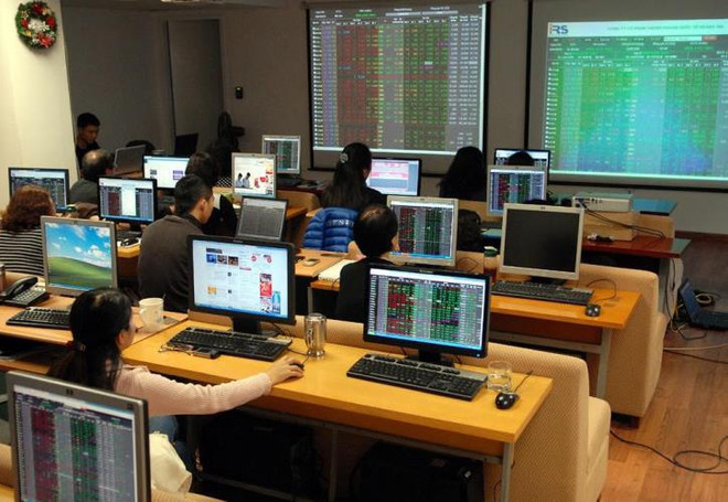 Aconsejan a inversores vietnamitas participar con cuidado en el mercado bursátil internacional ảnh 1 Aconsejan a inversores vietnamitas participar con cuidado en el mercado bursátil internacional ảnh 1