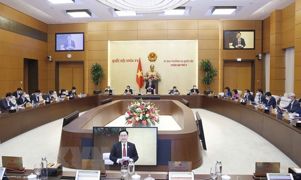 Efectúan quinta reunión del Comité Permanente del Parlamento de Vietnam ảnh 1 Efectúan quinta reunión del Comité Permanente del Parlamento de Vietnam ảnh 1