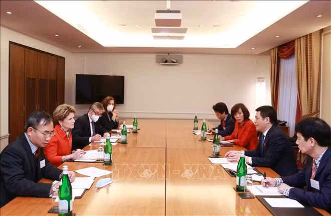 Vietnam y Suiza buscan robustecer nexos comerciales ảnh 1