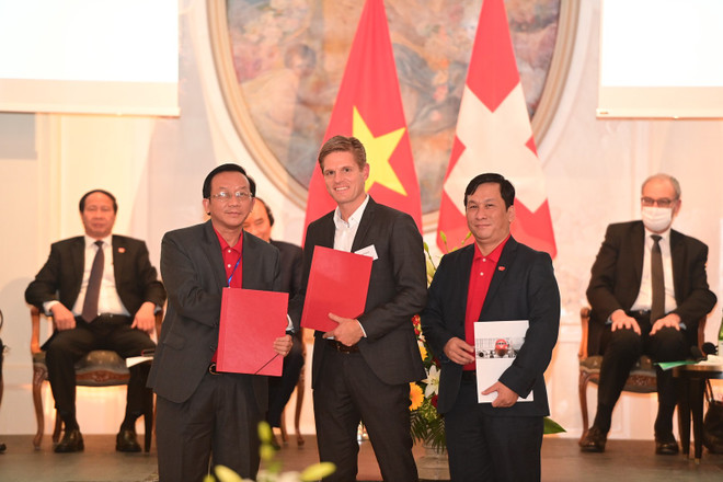 Vietjet firma acuerdo millonario con proveedor suizo de servicios aéreos ảnh 2 Vietjet firma acuerdo millonario con proveedor suizo de servicios aéreos ảnh 2