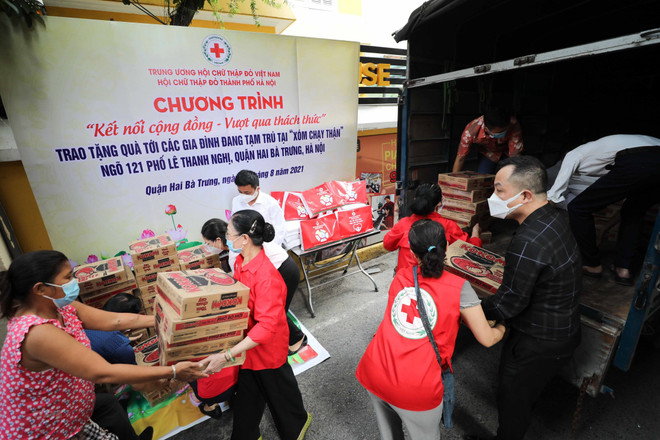 Celebra Cruz Roja de Vietnam 75 aniversario de su fundación ảnh 1 Celebra Cruz Roja de Vietnam 75 aniversario de su fundación ảnh 1