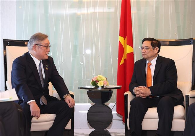 Primer ministro de Vietnam mantiene diálogo con inversores japoneses ảnh 3 Primer ministro de Vietnam mantiene diálogo con inversores japoneses ảnh 3