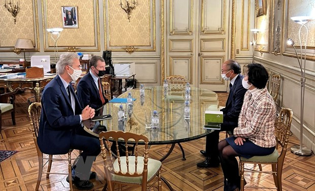 Vietnam desea fortalecer nexos de cooperación con localidades francesas ảnh 1 Vietnam desea fortalecer nexos de cooperación con localidades francesas ảnh 1