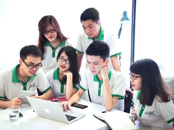 Viajes gratuitos para estudiantes y trabajadores de pocos recursos a su pueblo natal ảnh 1 Viajes gratuitos para estudiantes y trabajadores de pocos recursos a su pueblo natal ảnh 1