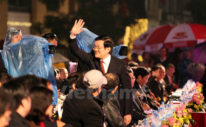 Presidente de Vietnam se reúne con coterráneos residentes en extranjero ảnh 4 Presidente de Vietnam se reúne con coterráneos residentes en extranjero ảnh 4