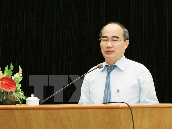 Dirigente del Frente de Patria felicita a dignatario religioso por Tet ảnh 1 Dirigente del Frente de Patria felicita a dignatario religioso por Tet ảnh 1