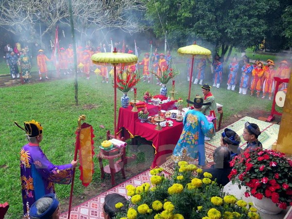 Revive rito tradicional del Tet en ciudadela imperial de Hue ảnh 1 Revive rito tradicional del Tet en ciudadela imperial de Hue ảnh 1