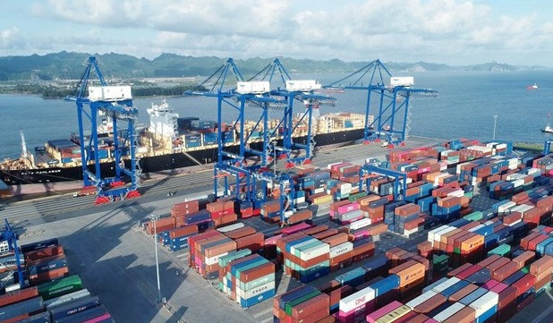 Gobierno vietnamita anuncia lista de 34 puertos marítimos del país ảnh 1