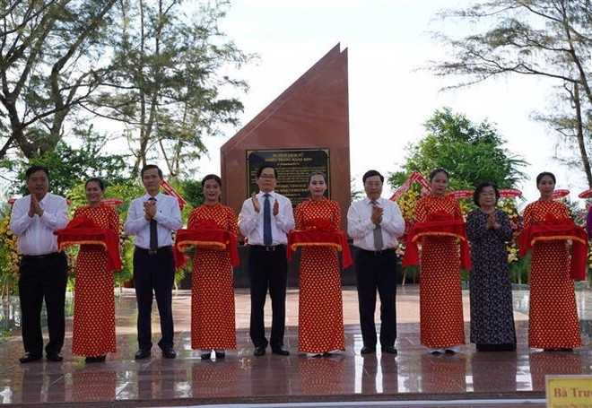 Viceprimer ministro vietnamita asiste a inauguración de cementerio de Hang Keo ảnh 1 Viceprimer ministro vietnamita asiste a inauguración de cementerio de Hang Keo ảnh 1