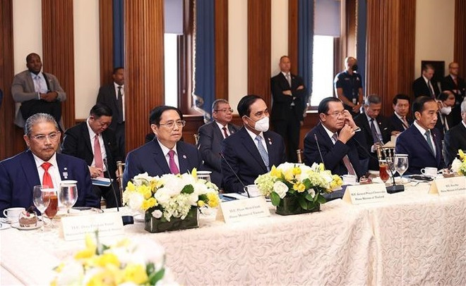 Premier vietnamita aprecia apoyo del Congreso estadounidense al desarrollo de nexos con la ASEAN ảnh 1 Premier vietnamita aprecia apoyo del Congreso estadounidense al desarrollo de nexos con la ASEAN ảnh 1