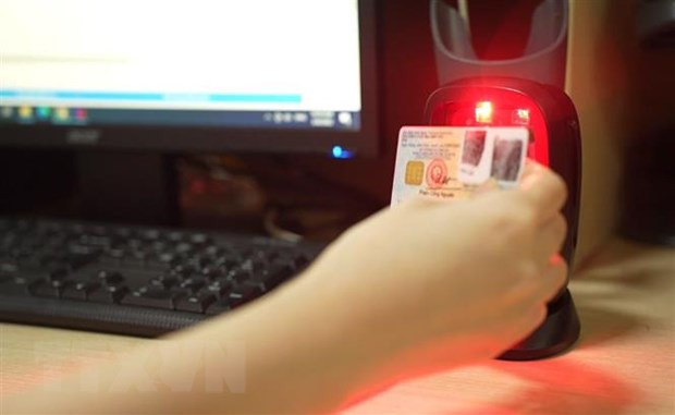 Vietnam pone a prueba retiro de efectivo con tarjetas de identificación basadas en chip ảnh 1