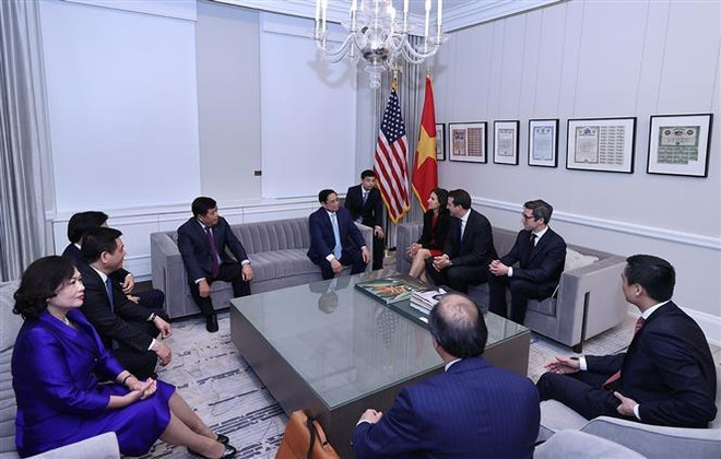 Primer ministro de Vietnam visita mayor bolsa de valores del mundo en Nueva York ảnh 2 Primer ministro de Vietnam visita mayor bolsa de valores del mundo en Nueva York ảnh 2