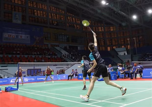 Tailandia triunfa en el bádminton de SEA Games 31 ảnh 1