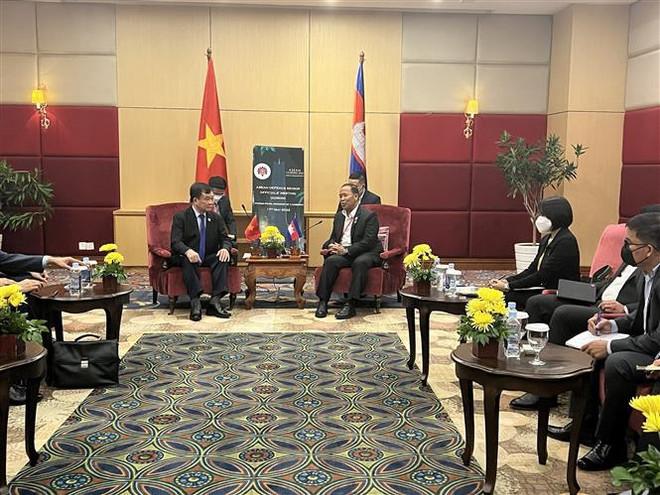 Vietnam asiste a reunión de altos funcionarios de defensa de la ASEAN ảnh 3 Vietnam asiste a reunión de altos funcionarios de defensa de la ASEAN ảnh 3