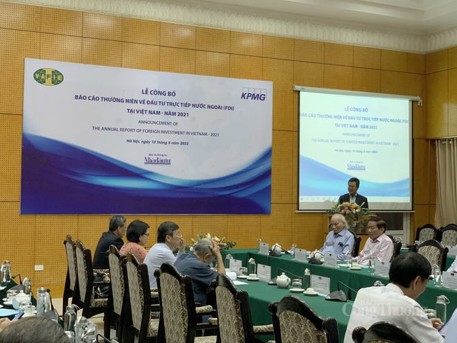 Divulgan primer informe sobre inversión extranjera directa en Vietnam ảnh 2