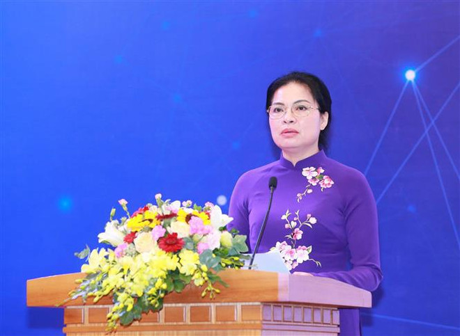 Entregan premio Kovalevskaia 2021 a destacadas científicas vietnamitas ảnh 2 Entregan premio Kovalevskaia 2021 a destacadas científicas vietnamitas ảnh 2