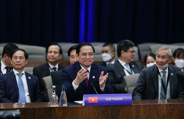 Viaje de trabajo de premier a EE.UU. demuestra la política exterior de Vietnam ảnh 1 Viaje de trabajo de premier a EE.UU. demuestra la política exterior de Vietnam ảnh 1