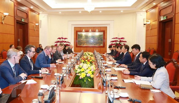 Promueve Vietnam cooperación con Reino Unido y UE en lucha contra cambio climático ảnh 1 Promueve Vietnam cooperación con Reino Unido y UE en lucha contra cambio climático ảnh 1